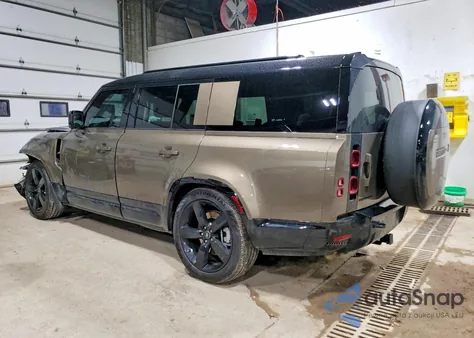 2025 Land Rover Defender 130 X-Dynamic Se z USA, uszkodzony, nr VIN SALE2FEU8S2452129